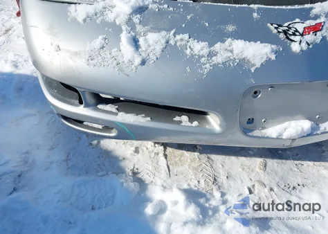 2004 Chevrolet Corvette z USA, uszkodzony, nr VIN 1G1YY32G345113692